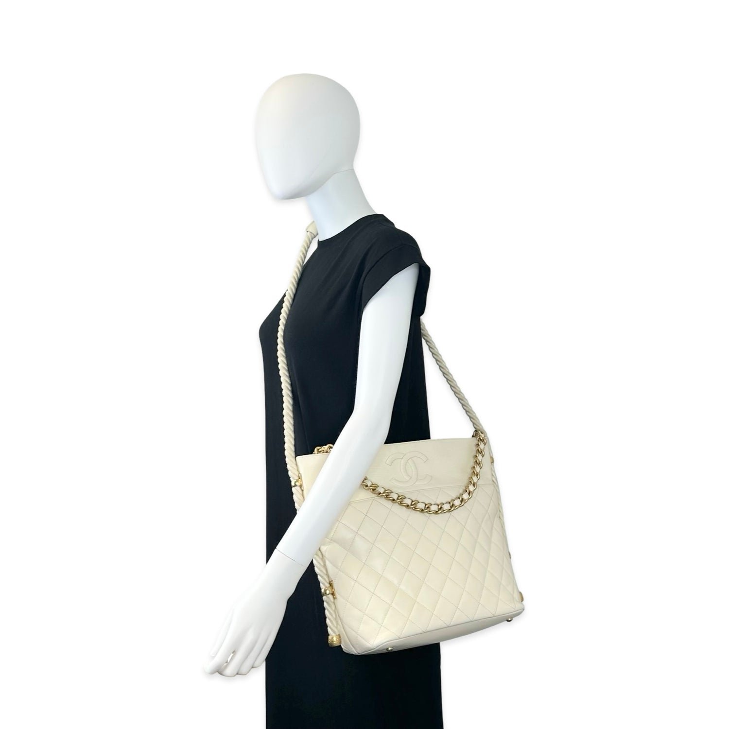 Chanel Quilted Calfskin En Vogue Rope Hobo Bag