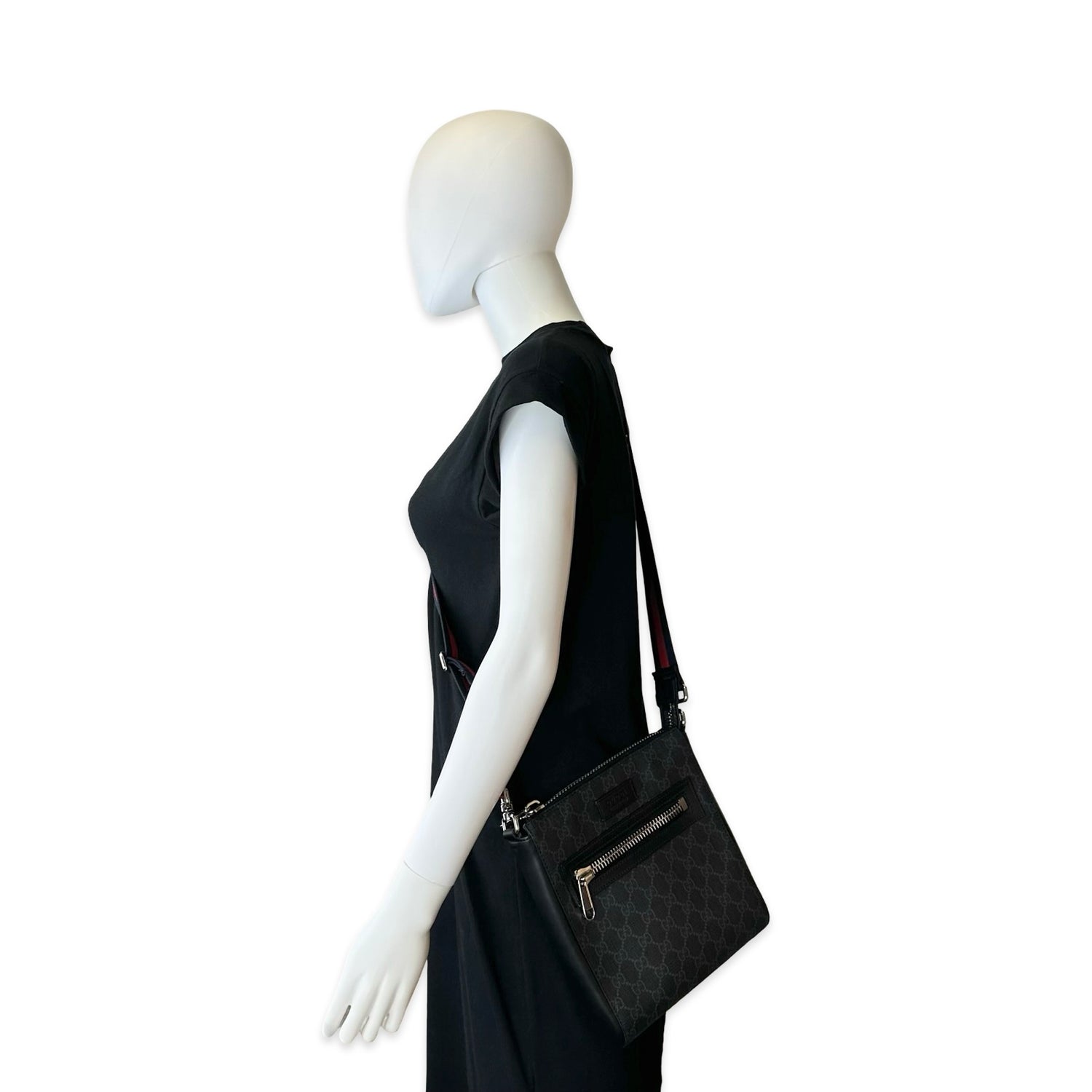 GG Supreme Small Messenger