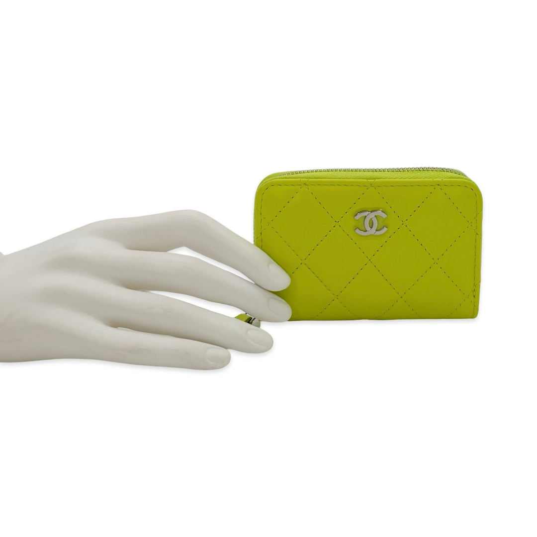 Chanel Lambskin Quilted Classic Zipped Coin Purse