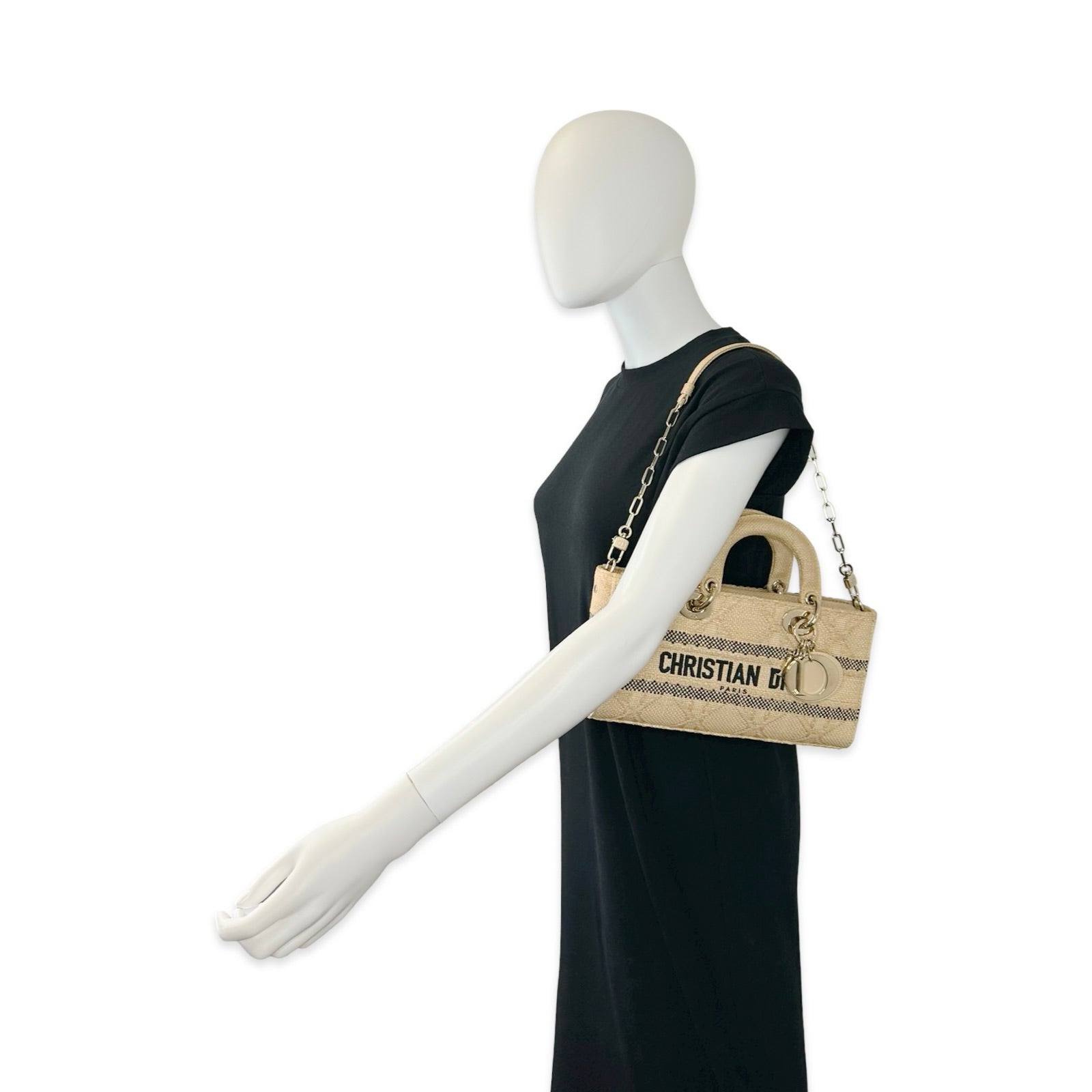 バッグ christianDior Christian Dior Raffia Cannage Medium Lady D-Joy Bag