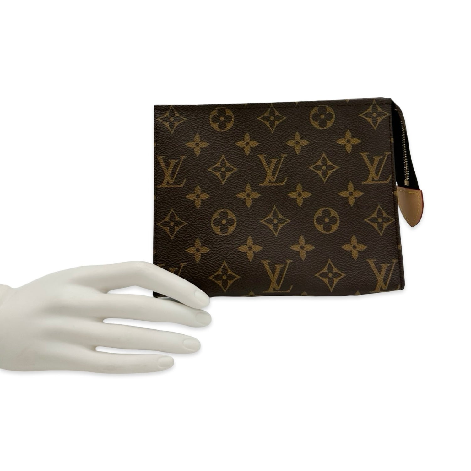 Louis Vuitton Monogram Toiletry 19
