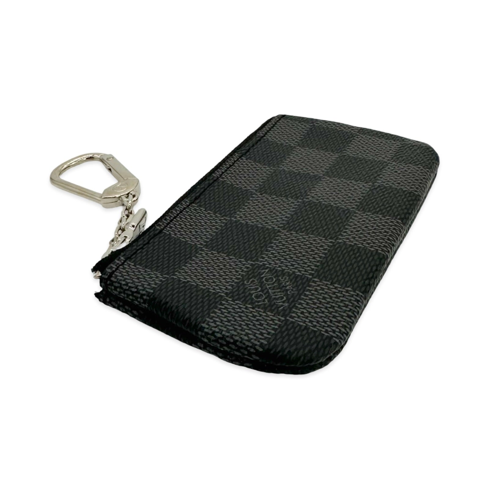 Louis Vuitton ブラック キーホルダーノベルティ Louis Vuitton Damier Graphite Key Pouch