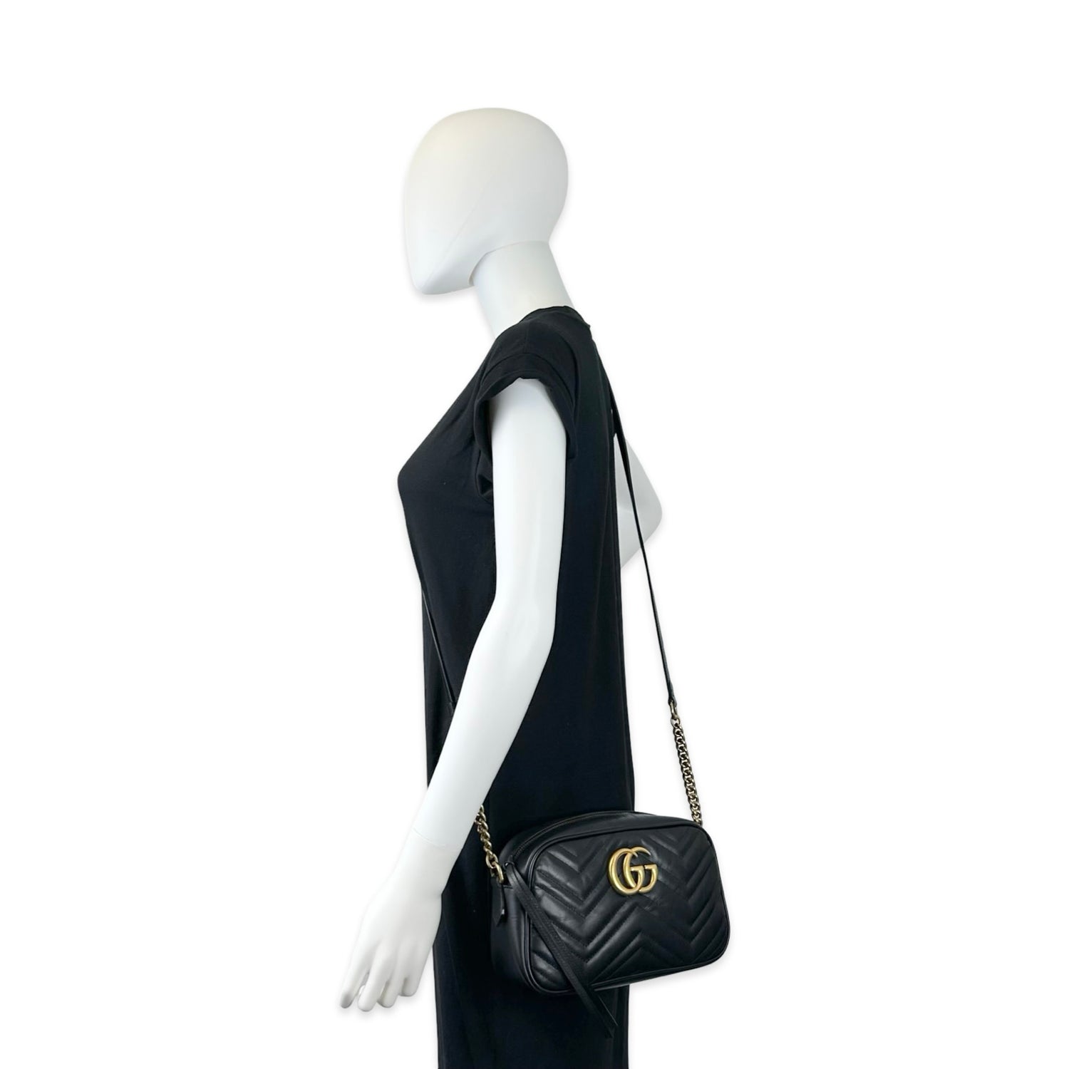 Gucci Quilted Leather GG Marmont Camera Bag