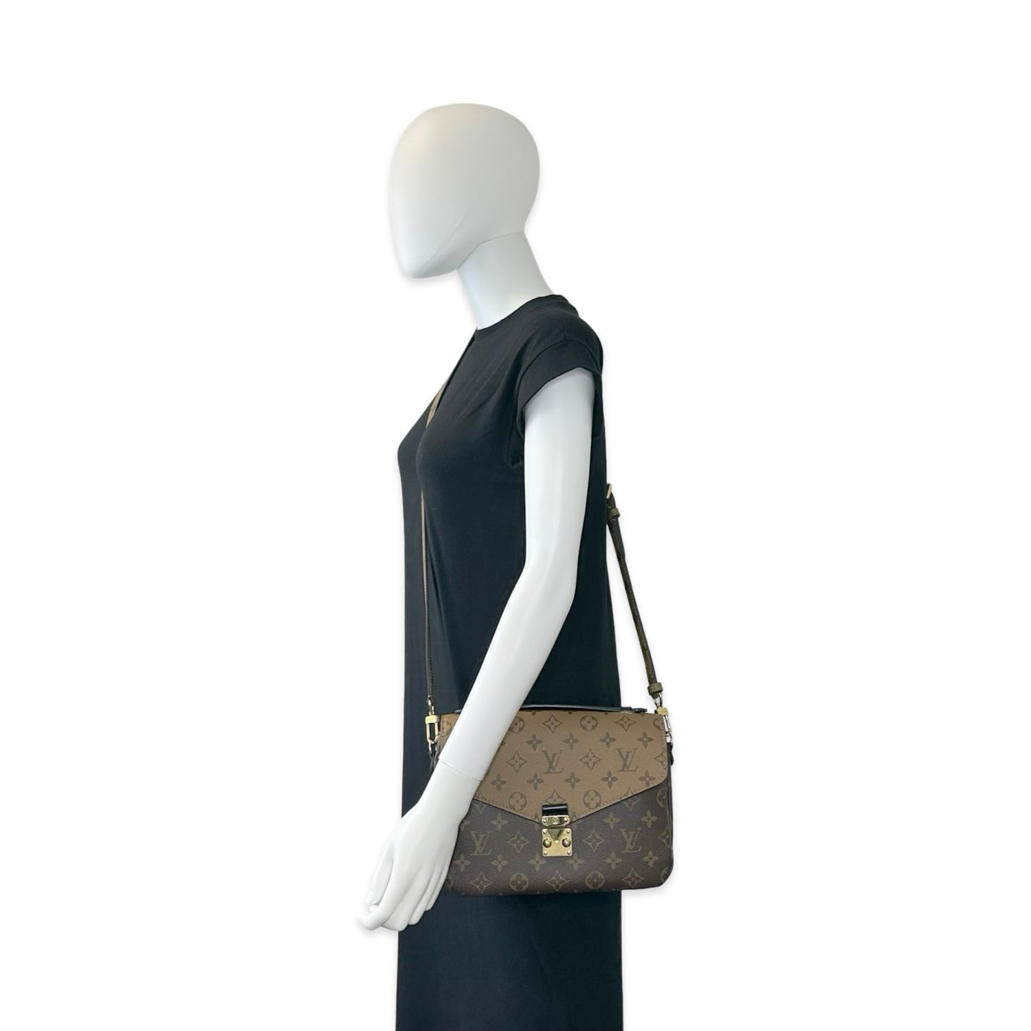 Louis Vuitton Monogram Reverse Metis Pochette
