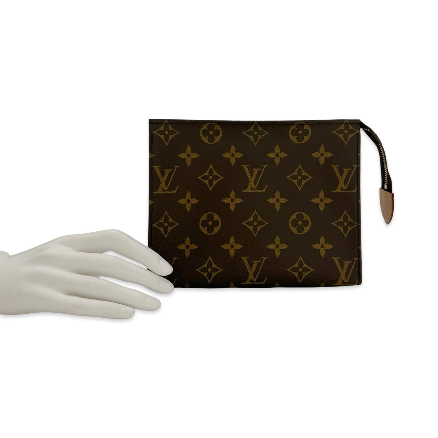 Louis Vuitton Monogram Toiletry 19