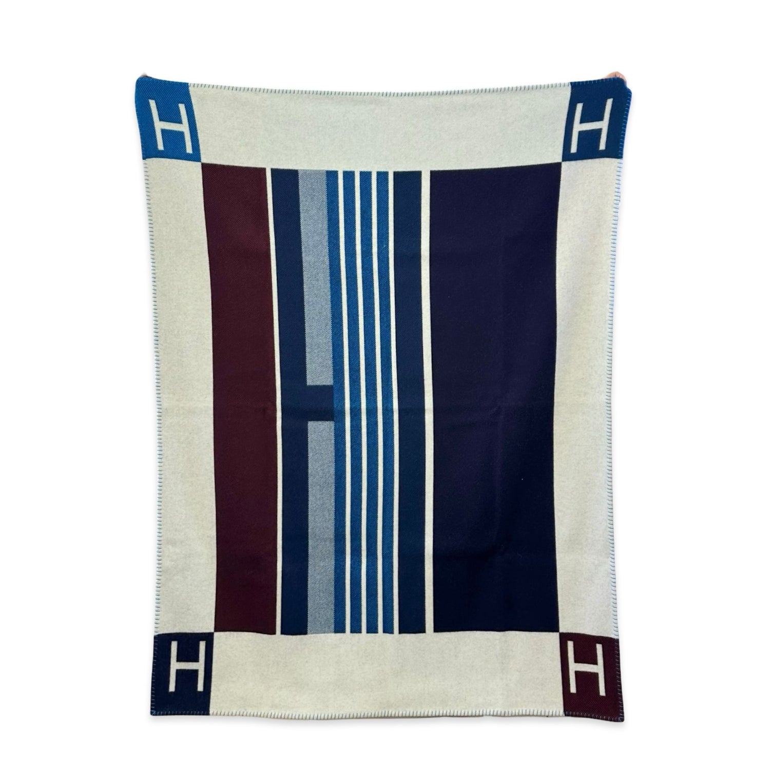 Hermes Merino Wool/Cashmere Avalon Vibration Throw Blanket
