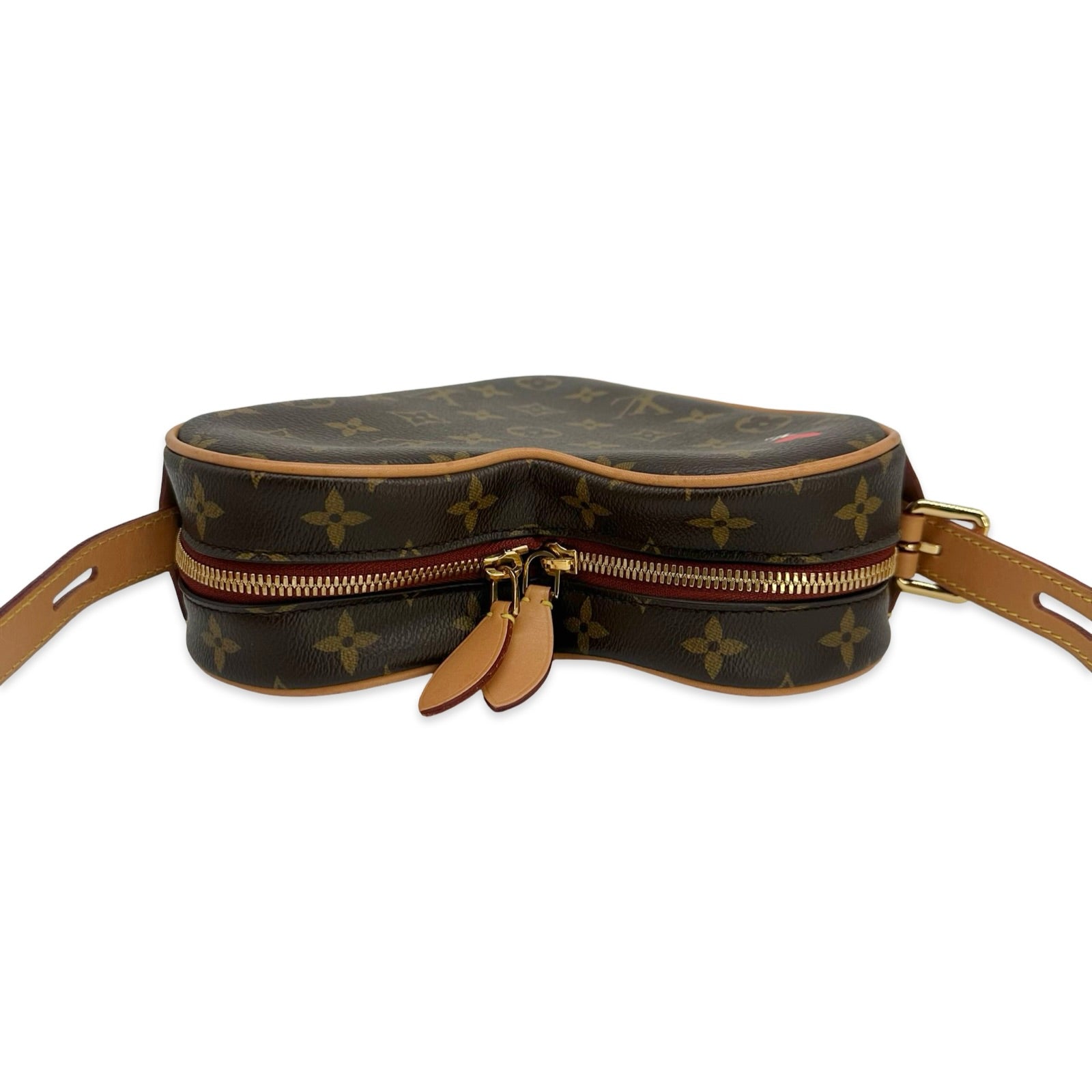 Louis Vuitton Monogram Game On Sac Coeur Heart
