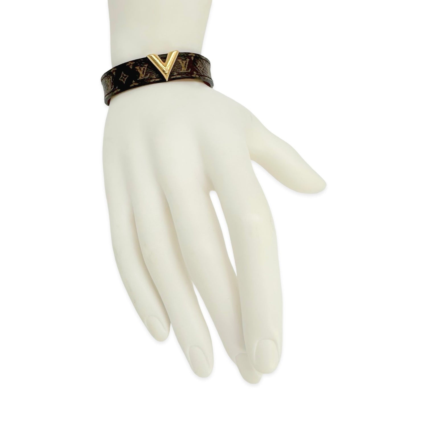 Louis Vuitton Monogram Essential V Bracelet