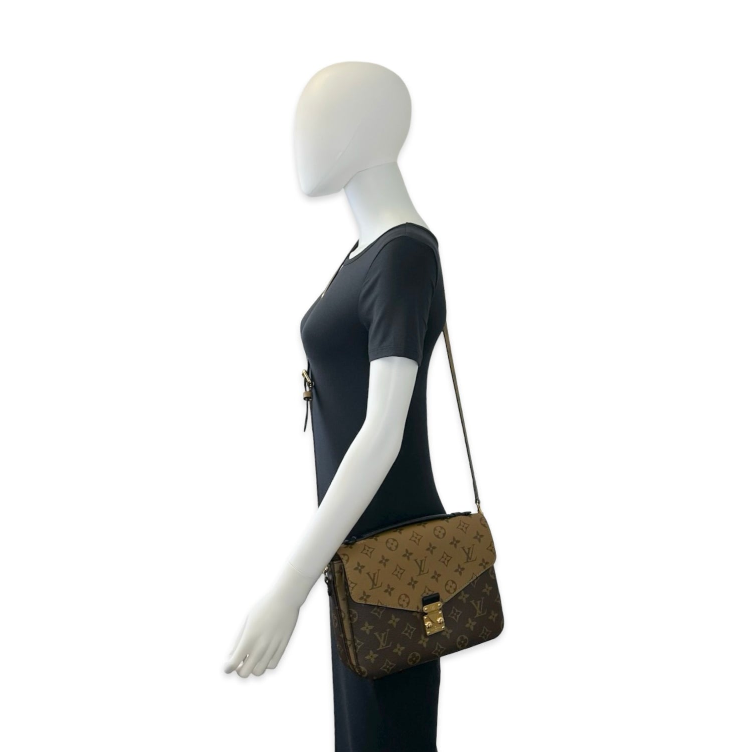 Louis Vuitton Monogram Reverse Pochette Metis