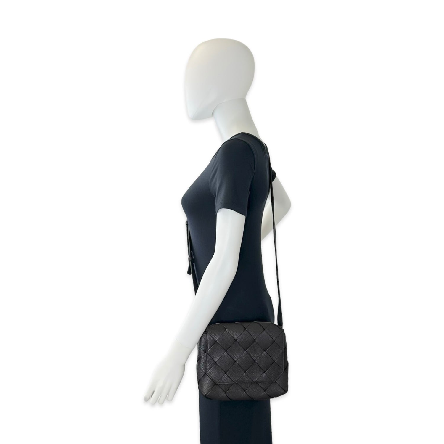 Bottega Veneta Intrecciato Grained Diago Small Messenger Bag