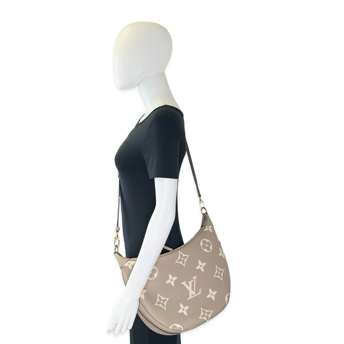 Louis Vuitton Monogram Empreinte Bicolor Loop Hobo