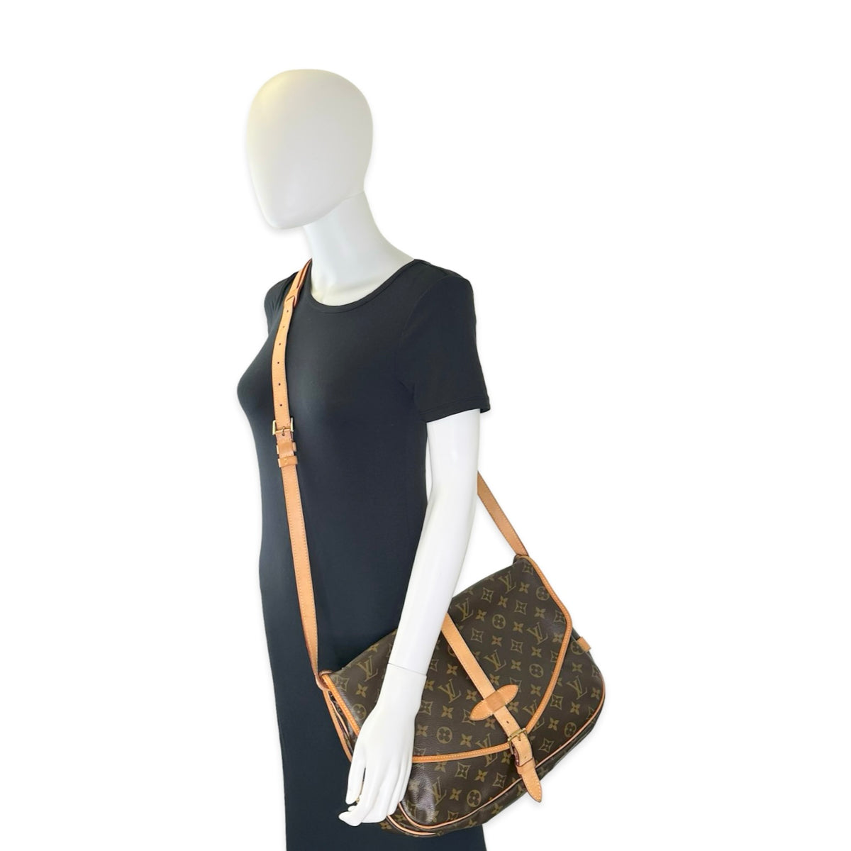 Louis Vuitton Monogram Saumur 35
