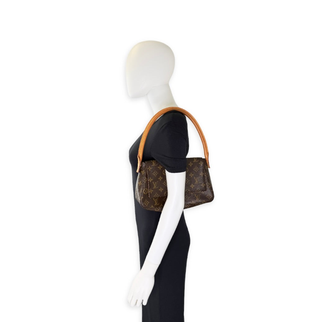 Louis Vuitton Monogram Looping