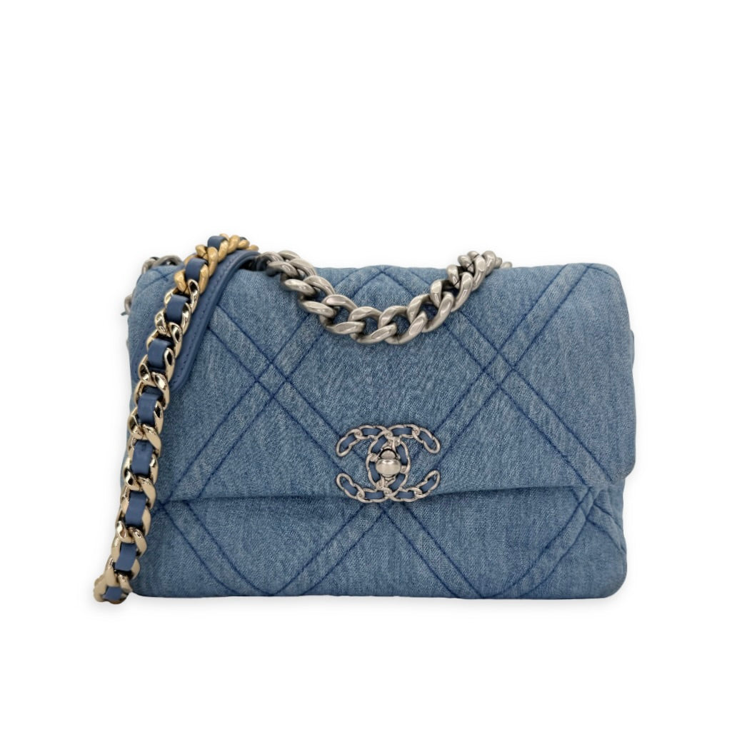 Chanel Quilted Denim Small 19