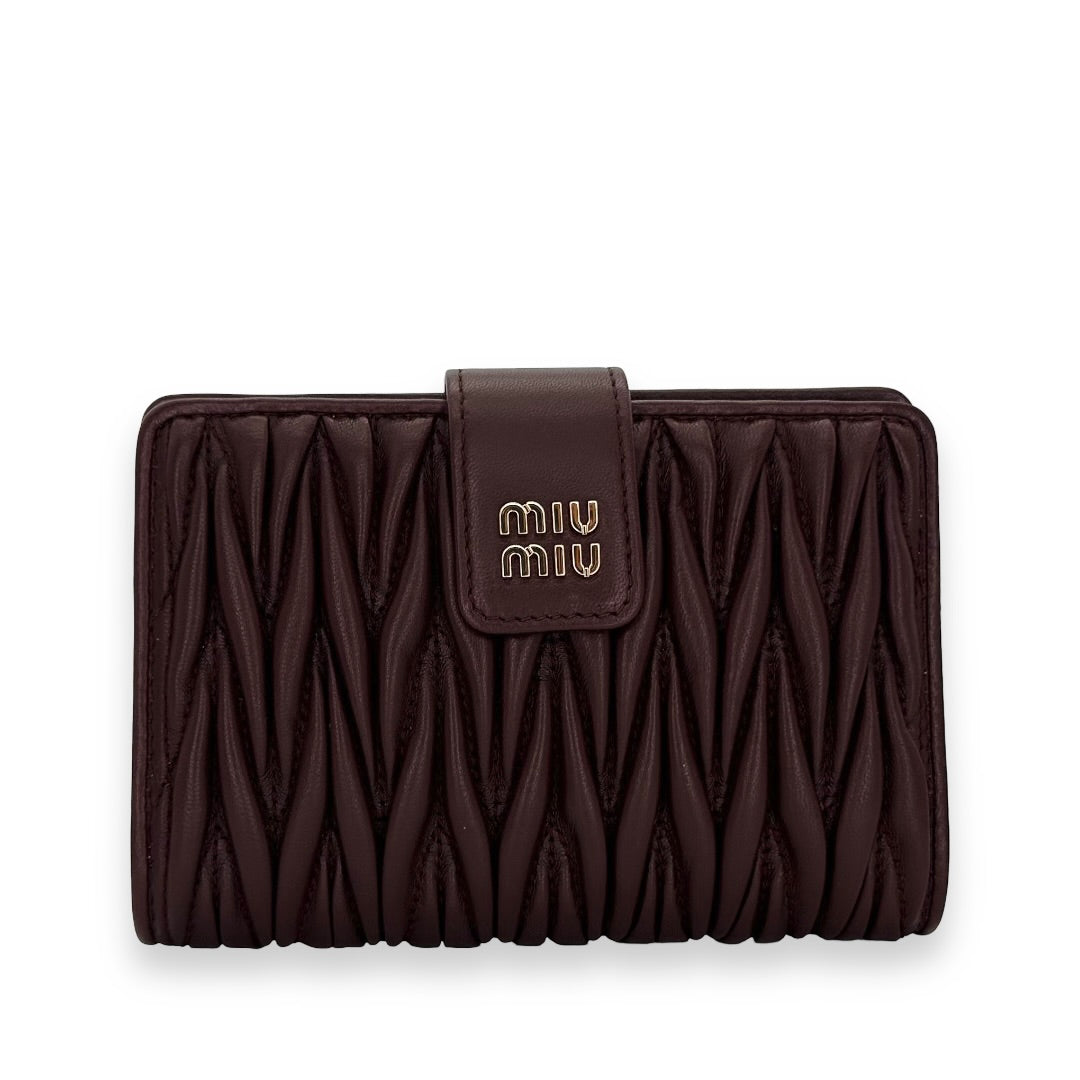 Miu Miu Matelasse Nappa Verticale Portfolio Wallet