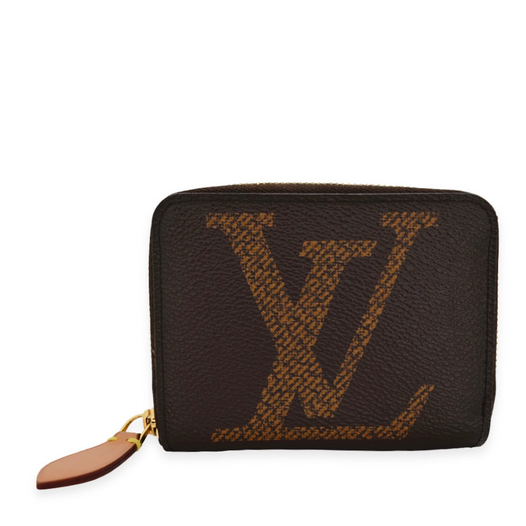 Louis Vuitton Monogram Giant Zippy Coin Purse