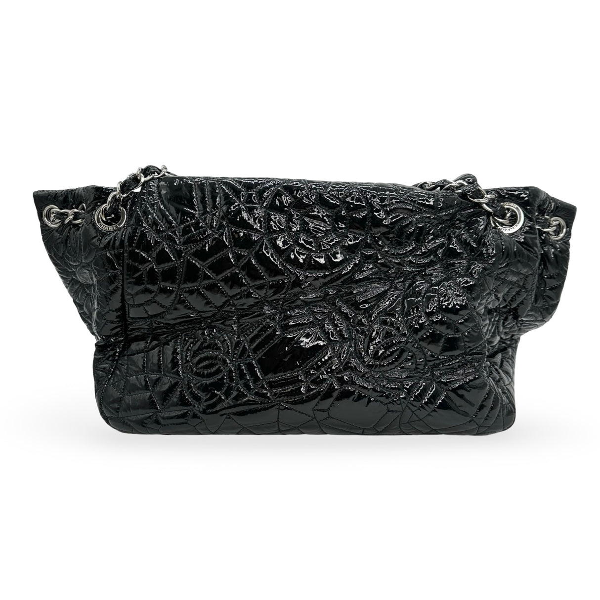 CHANEL: Quilted Vinyl Graphic Edge Accordion Flap Bag