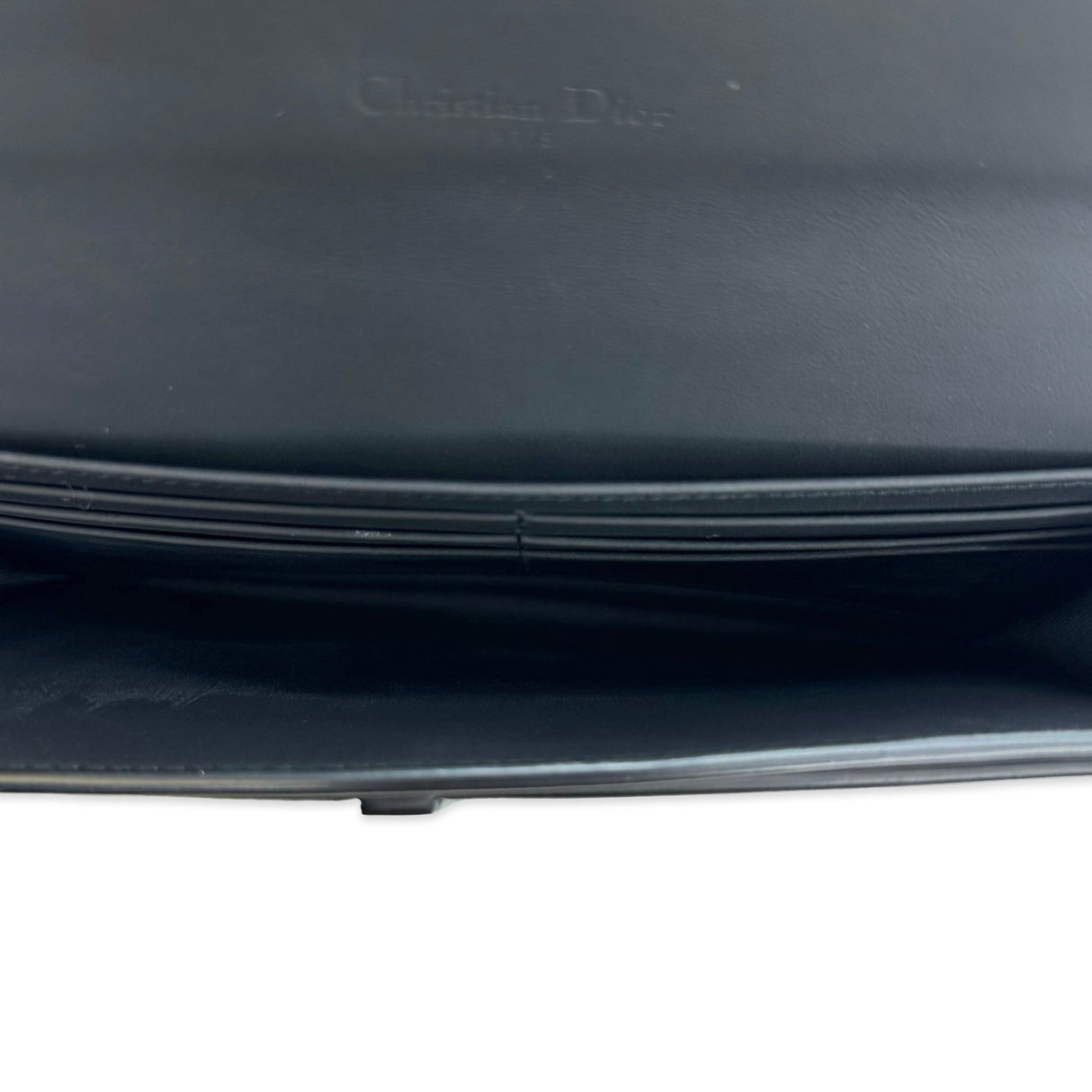 CHRISTIAN DIOR: Ultramatte Long Saddle Wallet with Chain