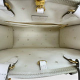 LOUIS VUITTON: Monogram Giant Spring in the City OntheGo MM