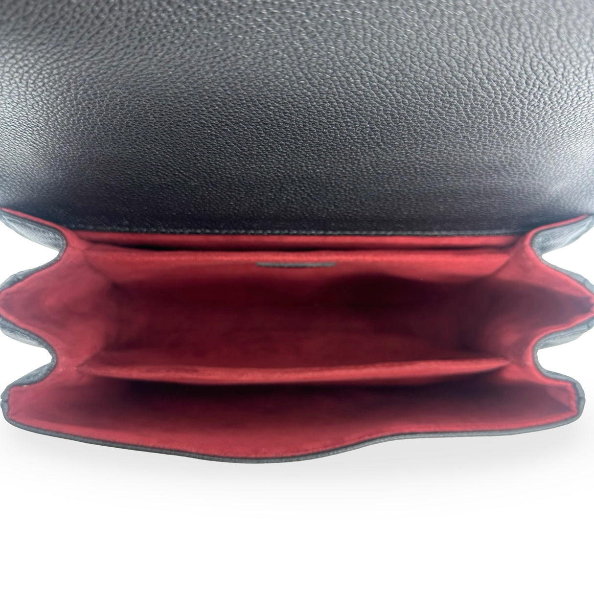 LOUIS VUITTON: Monogram Empreinte Bicolor Pochette Metis