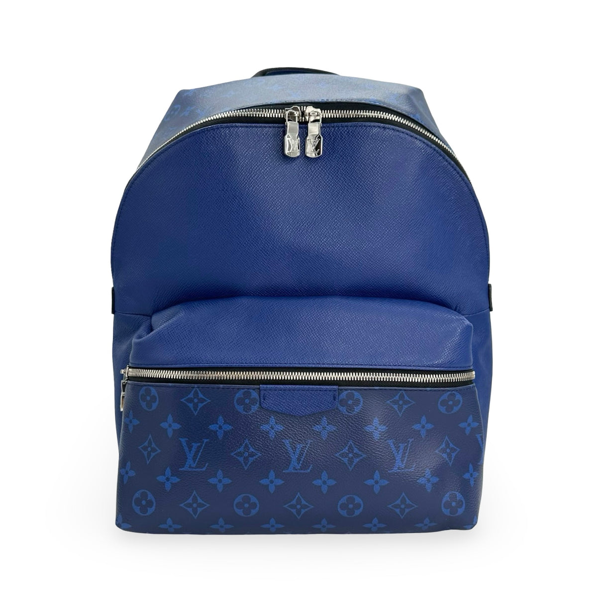 LOUIS VUITTON: Monogram Taiga Discovery PM Backpack