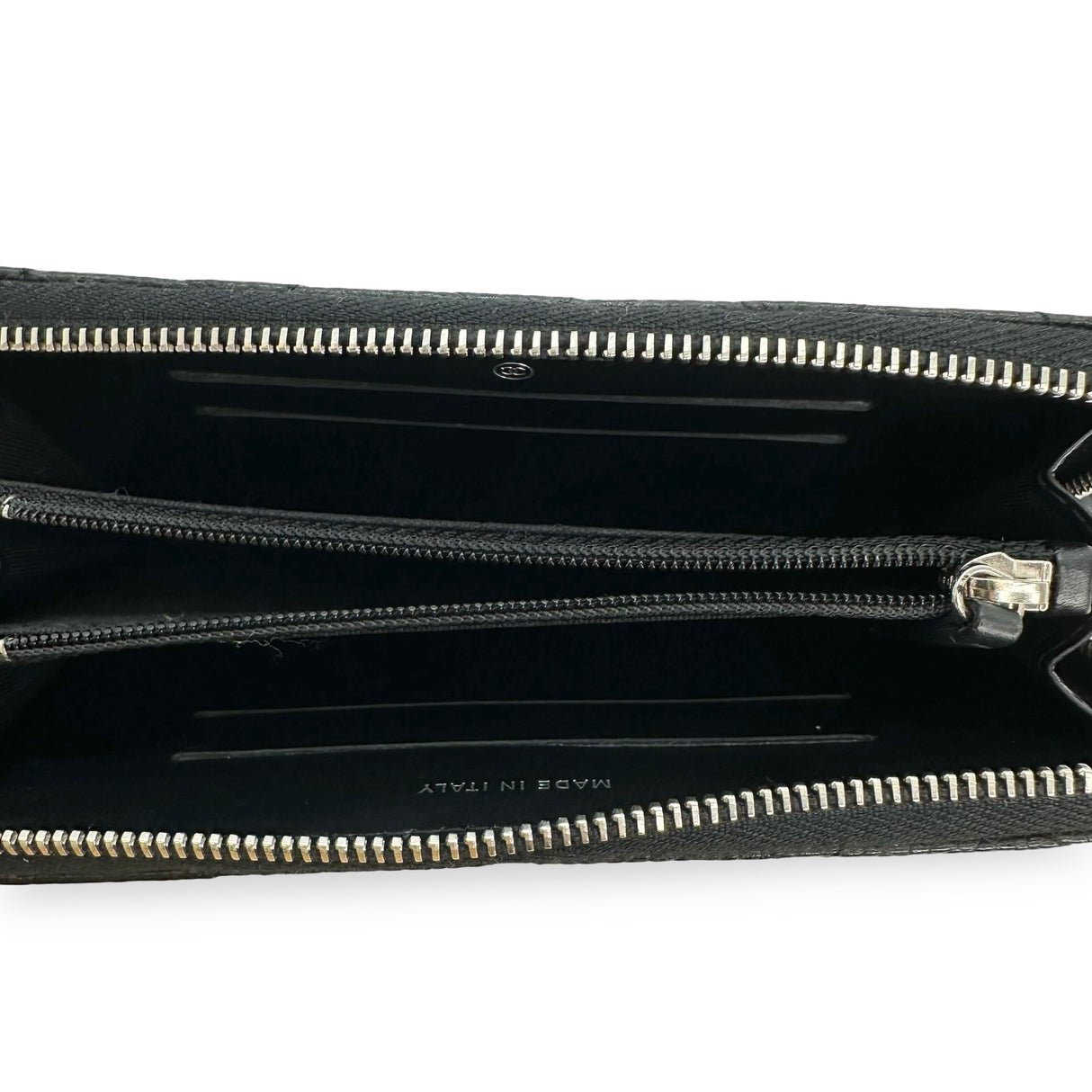 CHANEL: Quilted Caviar Medium Zip Around Wallet