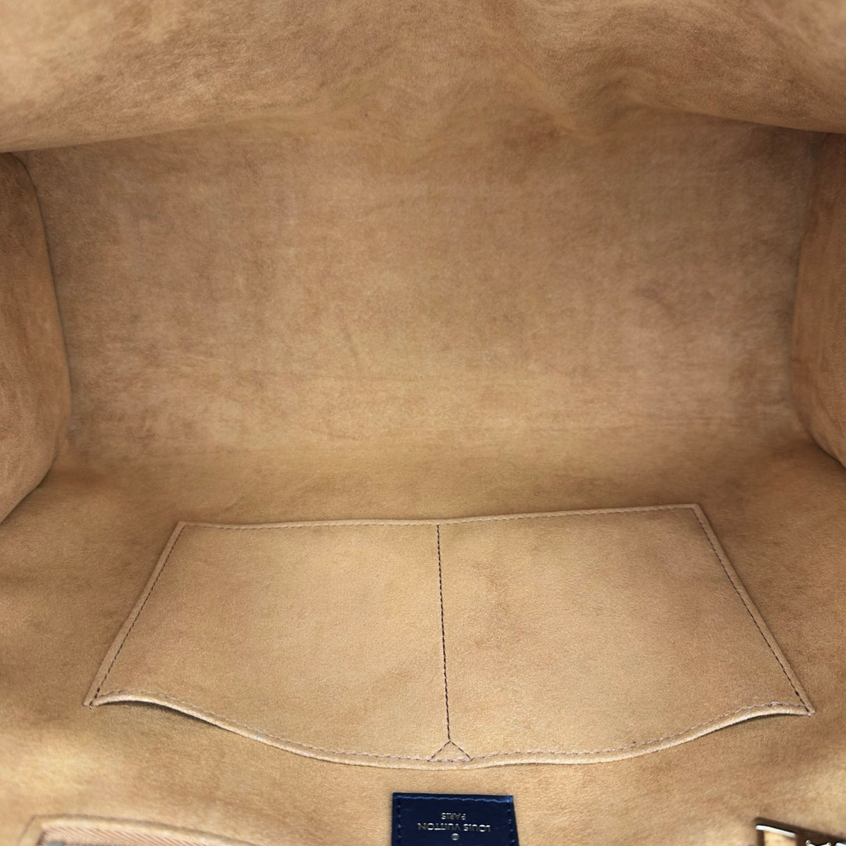 LOUIS VUITTON: Monogram Empreinte Onthego GM