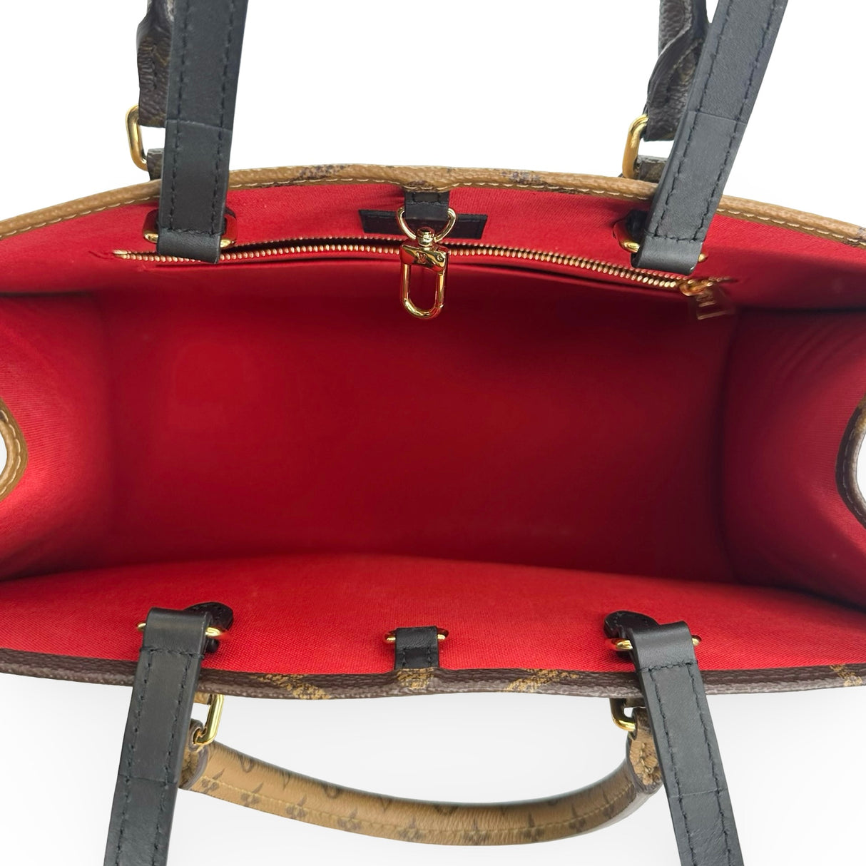 LOUIS VUITTON: Monogram OntheGo MM