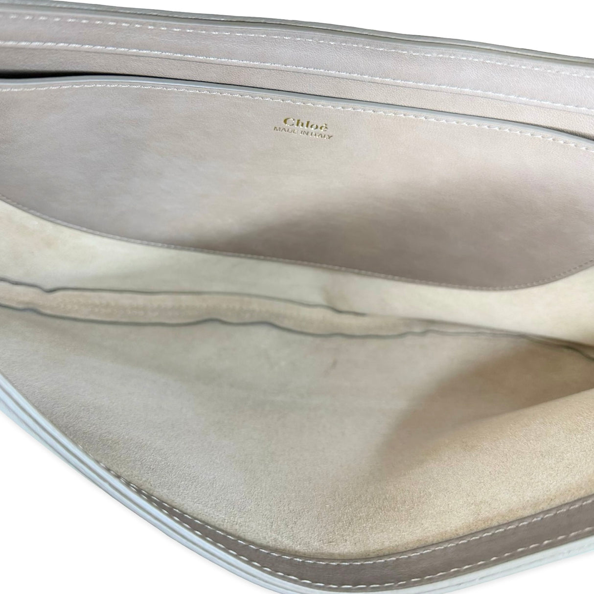 CHLOE: Leather Kiss Hobo Bag