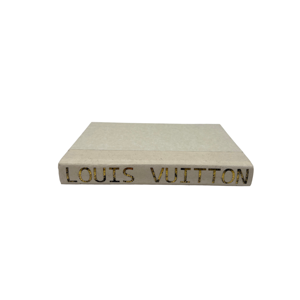 Shop Louis Vuitton Unisex Books by cubbyy13