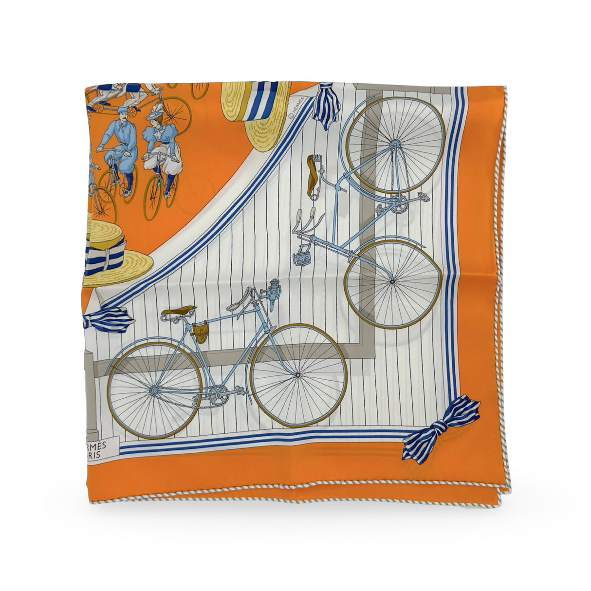HERMES: Silk Les Becanes 70 Scarf