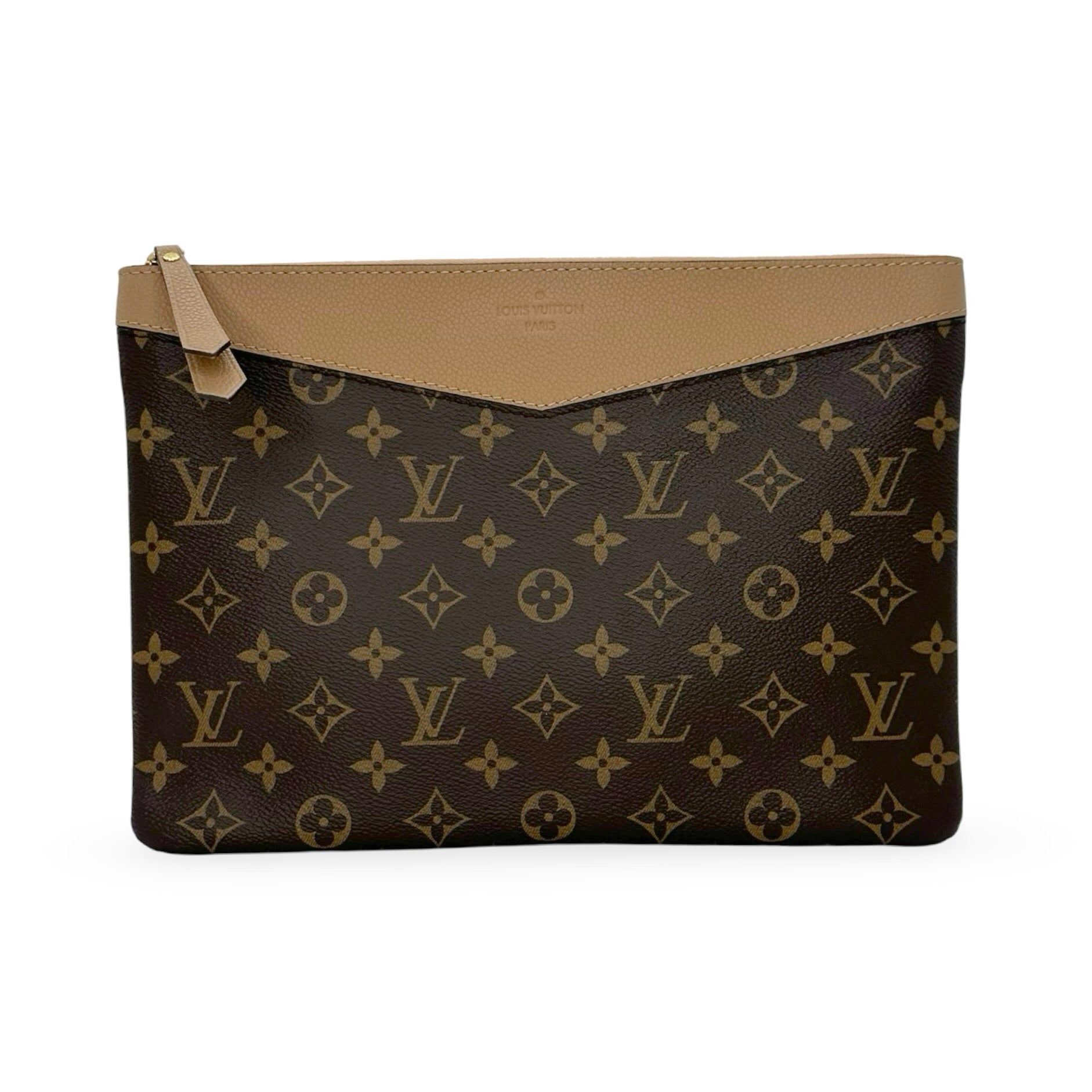 LOUIS VUITTON: Monogram Daily Pouch – Luv Luxe Scottsdale