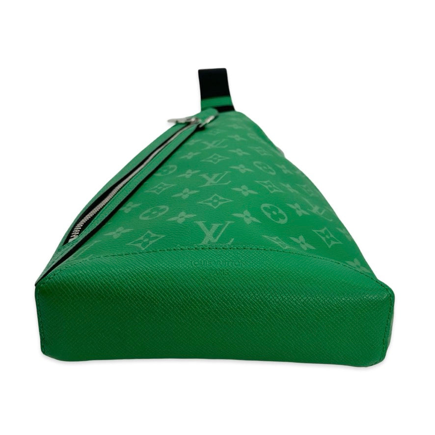 LOUIS VUITTON: Taigarama Duo Sling Bag