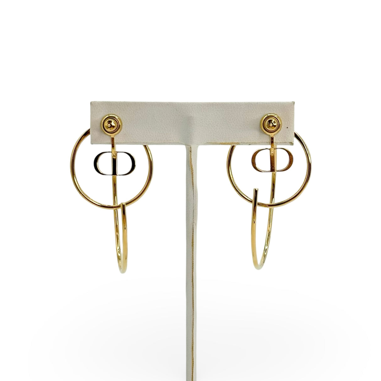 CHRISTIAN DIOR: 30 Montaigne Hoop Earrings