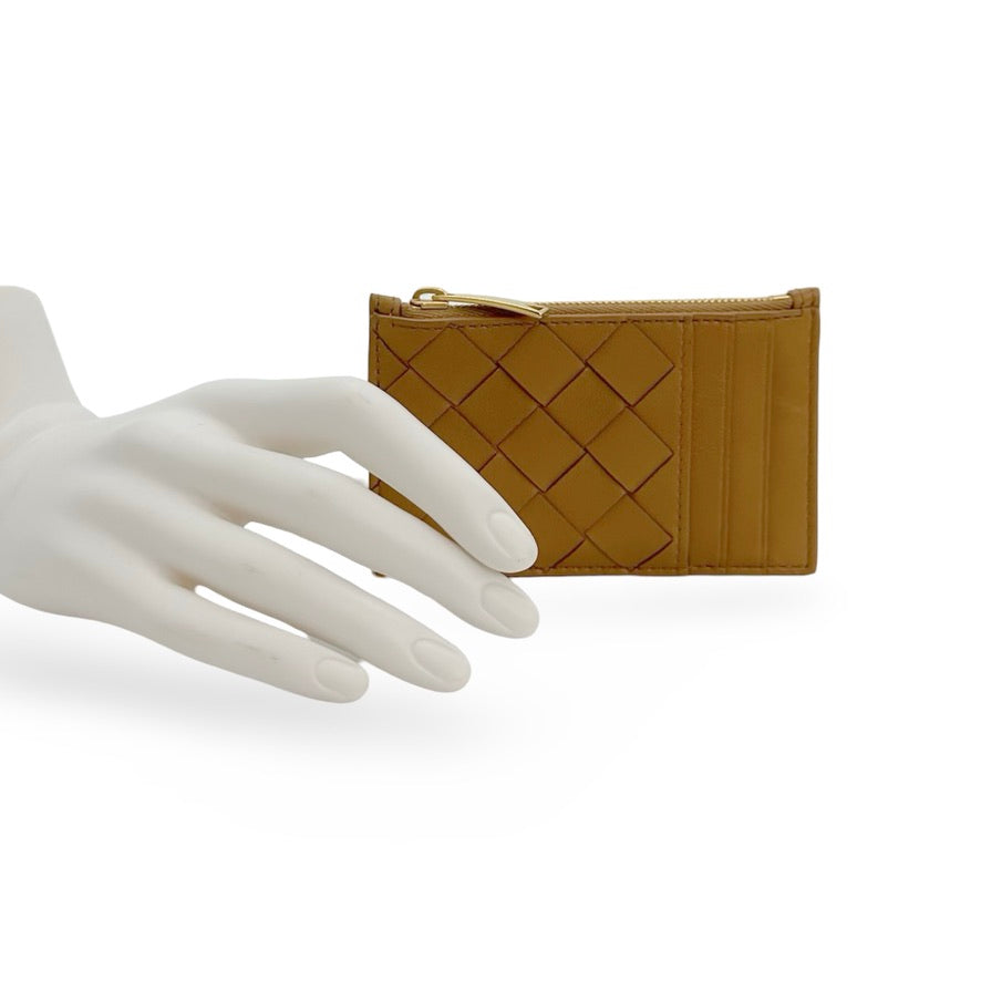 BOTTEGA VENETA: Intrecciato Zip Top Card Holder