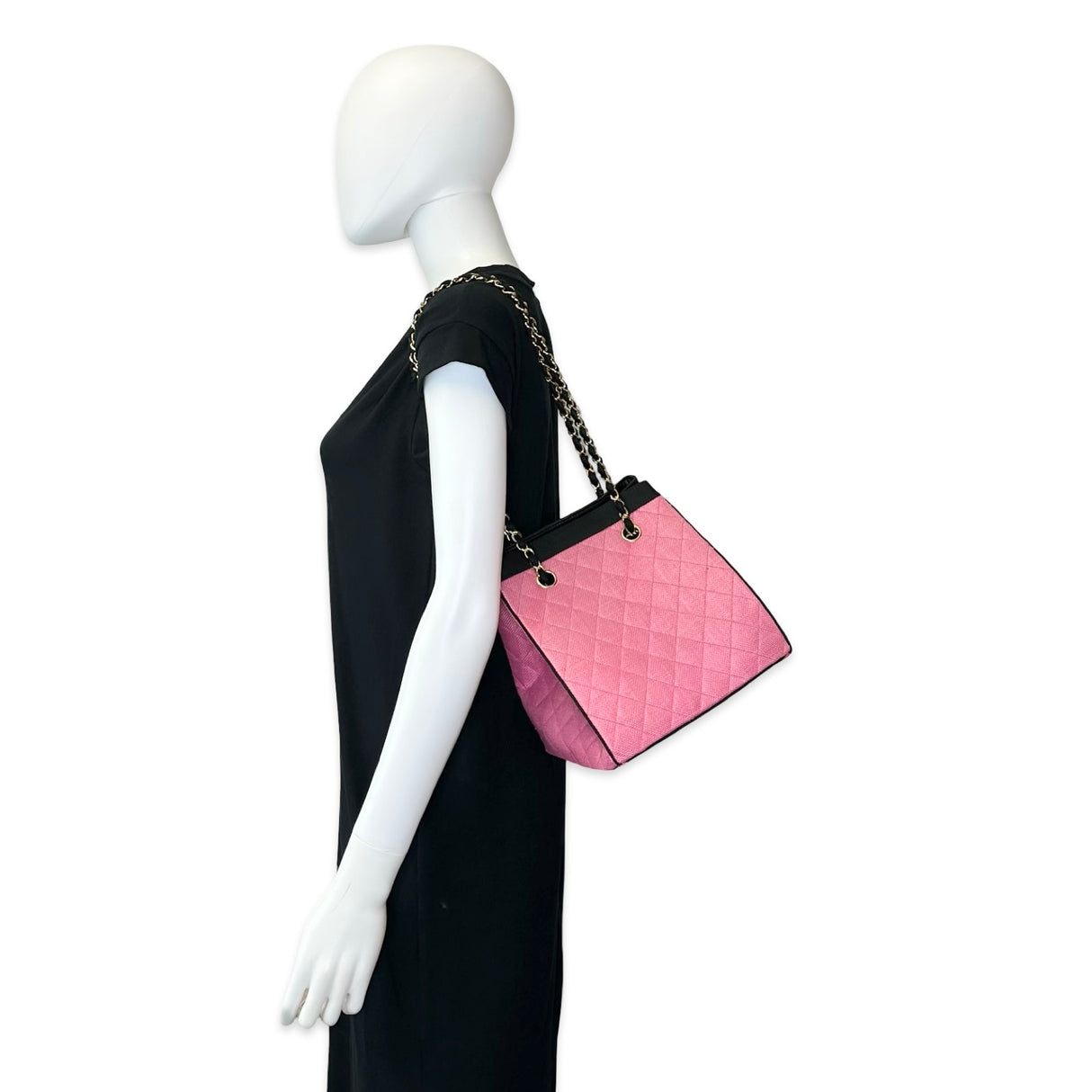 Quilted Tweed Raffia Bucket Chain Bag