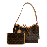 LOUIS VUITTON: Monogram Carryall PM