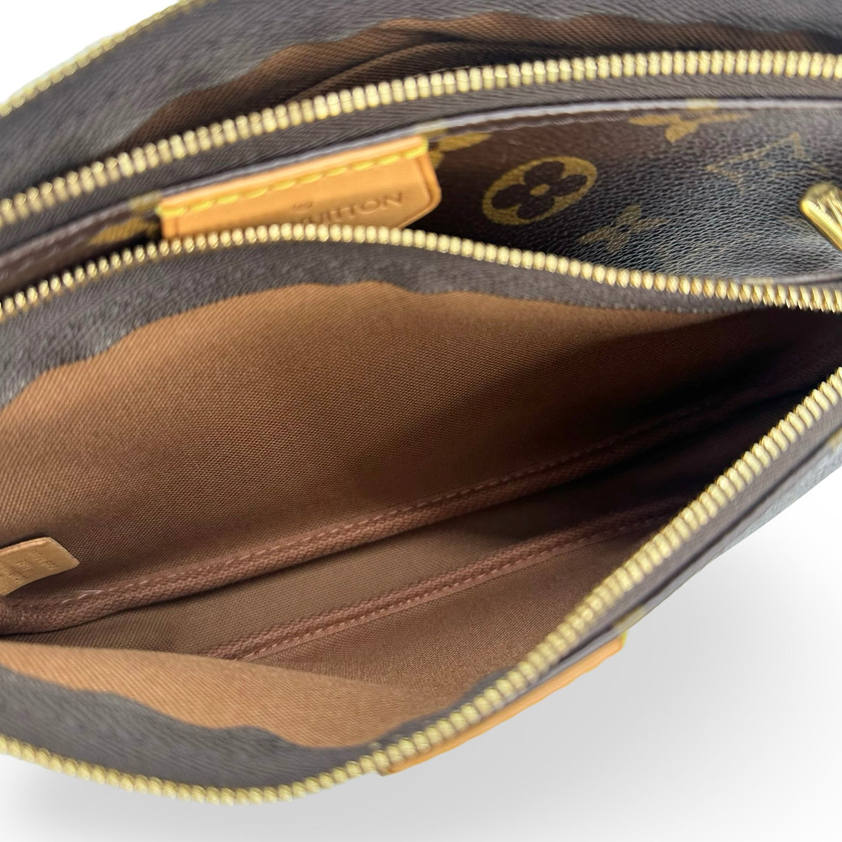 LOUIS VUITTON: Monogram Multi Pochette Accessoires