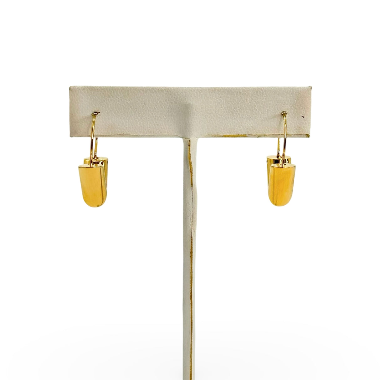 LOUIS VUITTON: Essential V Earrings
