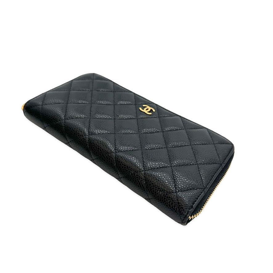 CHANEL: Quilted Caviar Large Gusset Zip Wallet