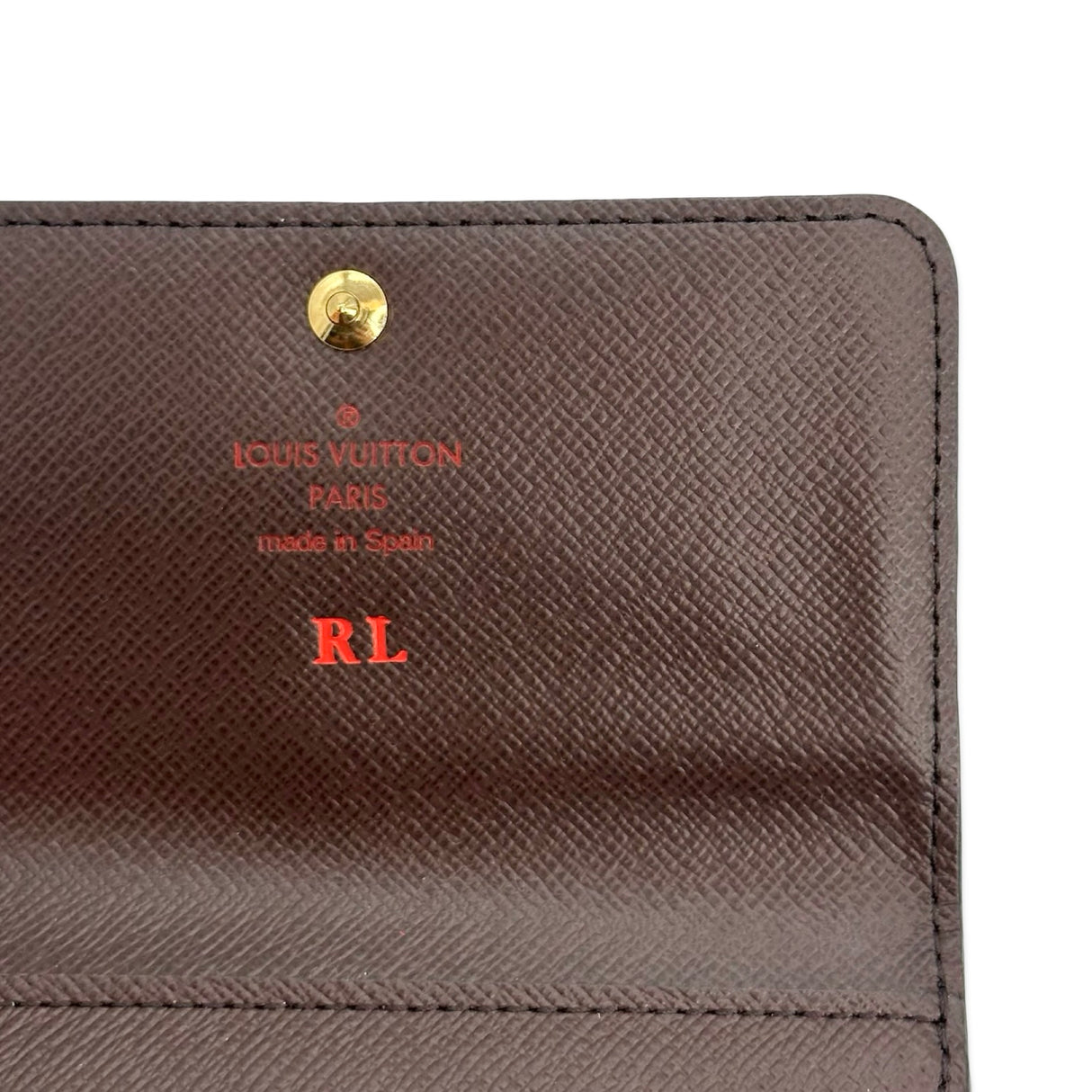 LOUIS VUITTON: Damier Ebene Elise Wallet