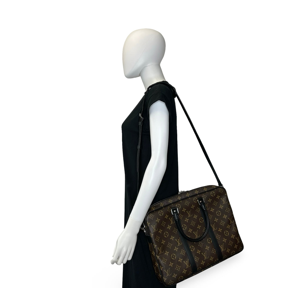 LOUIS VUITTON: Monogram Porte Documents