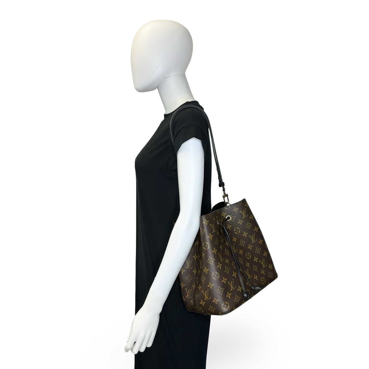 LOUIS VUITTON: Monogram NeoNoe MM