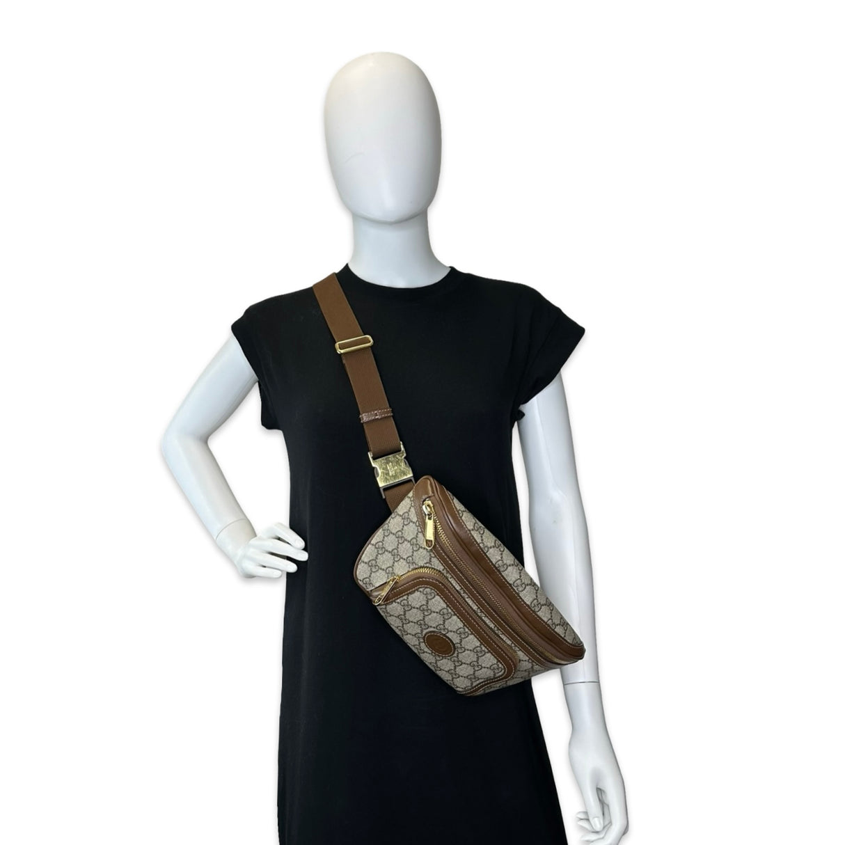 GUCCI: GG Supreme Interlocking G Retro Belt Bag