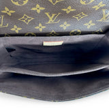 LOUIS VUITTON: Monogram Pochette Metis