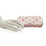 LOUIS VUITTON: Monogram By the Pool Glasses Case