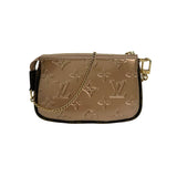 LOUIS VUITTON: Monogram Vernis Mini Pochette Accessoires