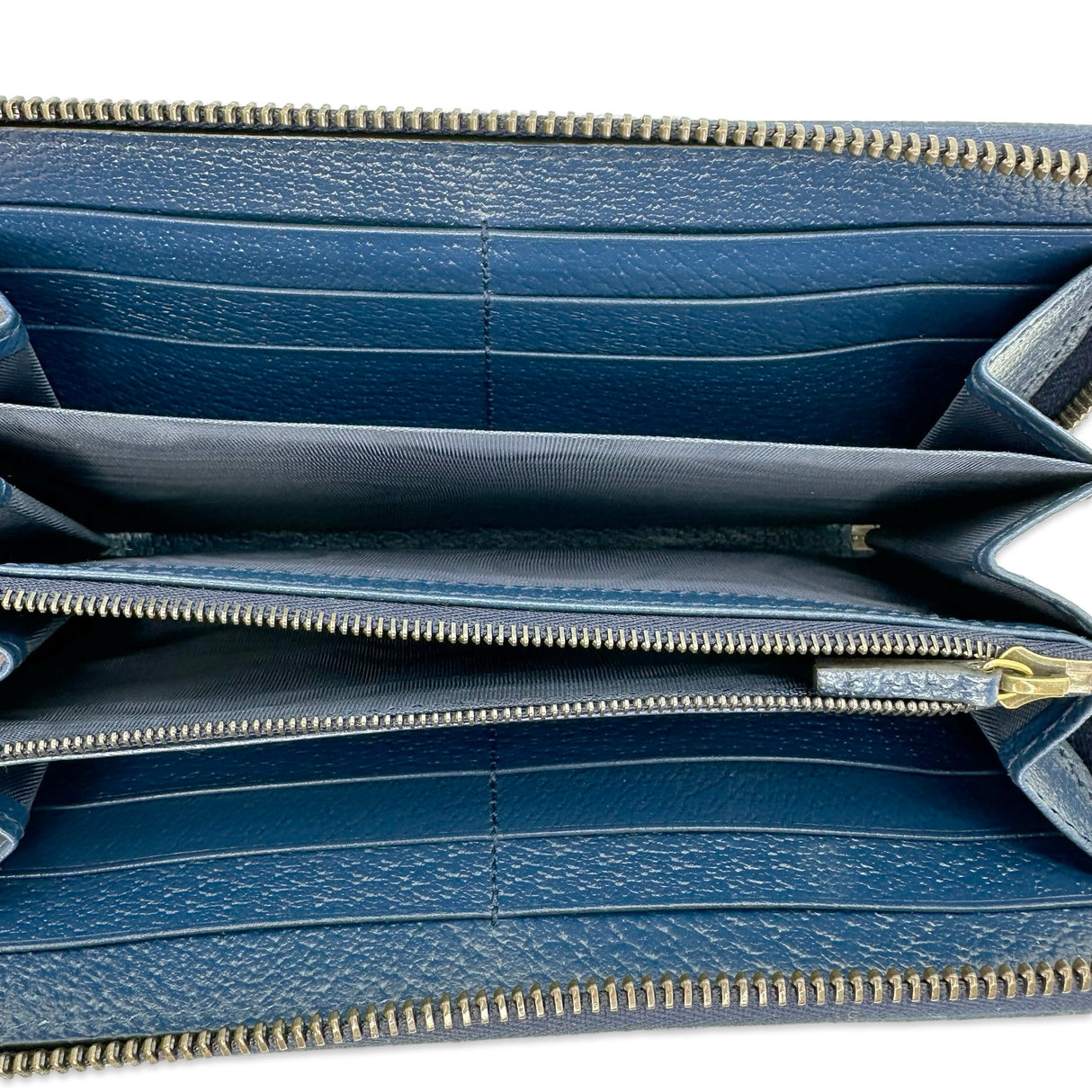GUCCI: Leather Diana Continental Wallet