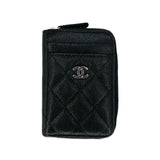 CHANEL: Quilted Caviar Vertical Zip Card Holder Wallet