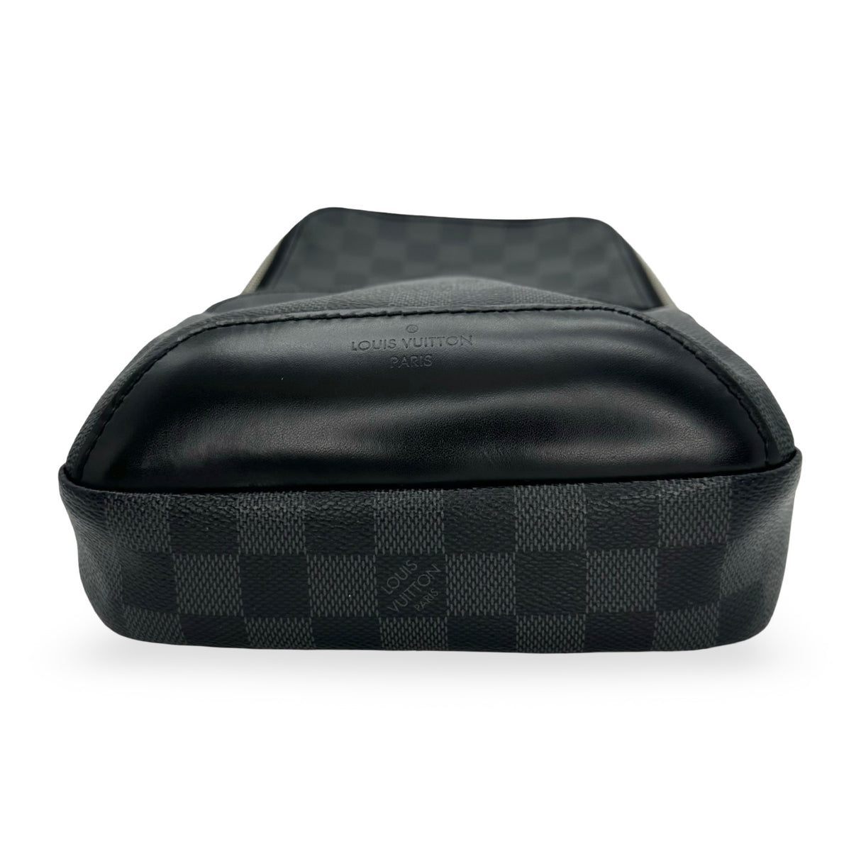 LOUIS VUITTON: Damier Graphite Avenue Sling Bag